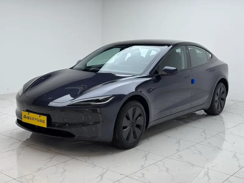 Tesla Model 3, 2025