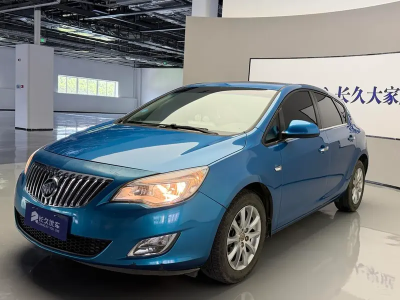 Buick Excelle XT 1.6L Auto Comfort Edition, 2013 — фото 1
