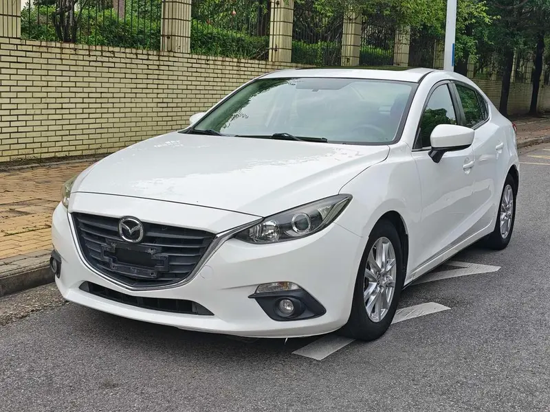 Mazda 3 Axela, 2014