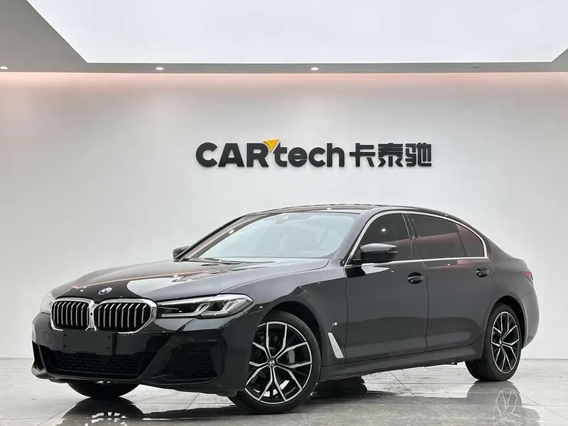 BMW 5-Series, 2023