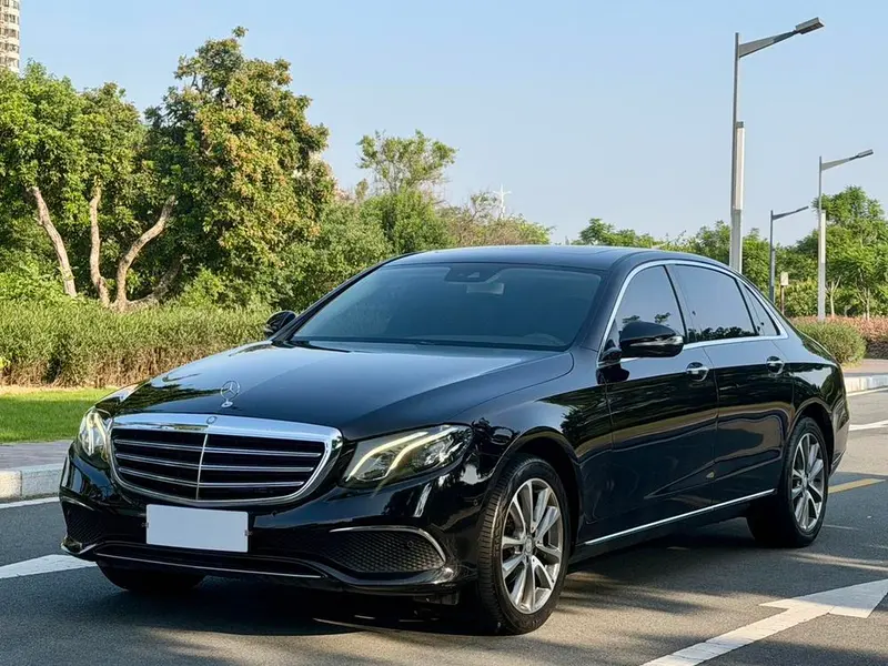 Mercedes-Benz E-Class, 2016