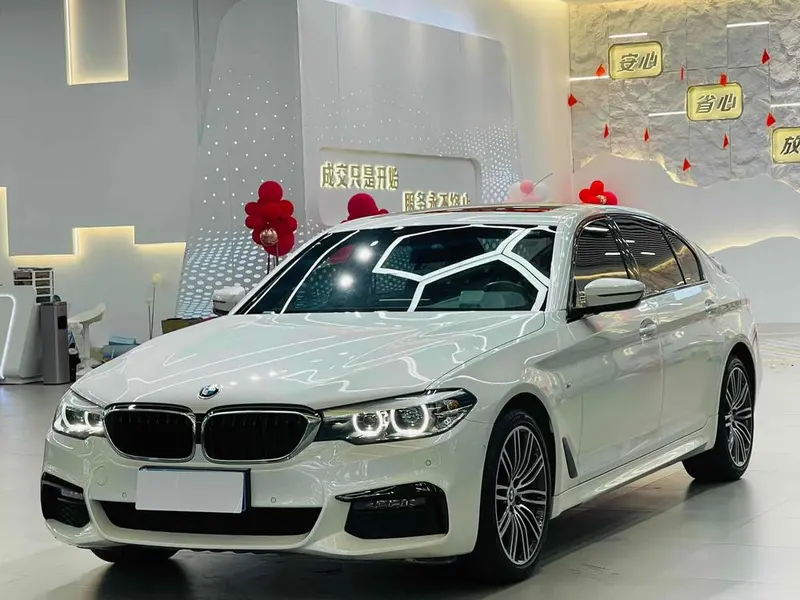 BMW 5-Series, 2019