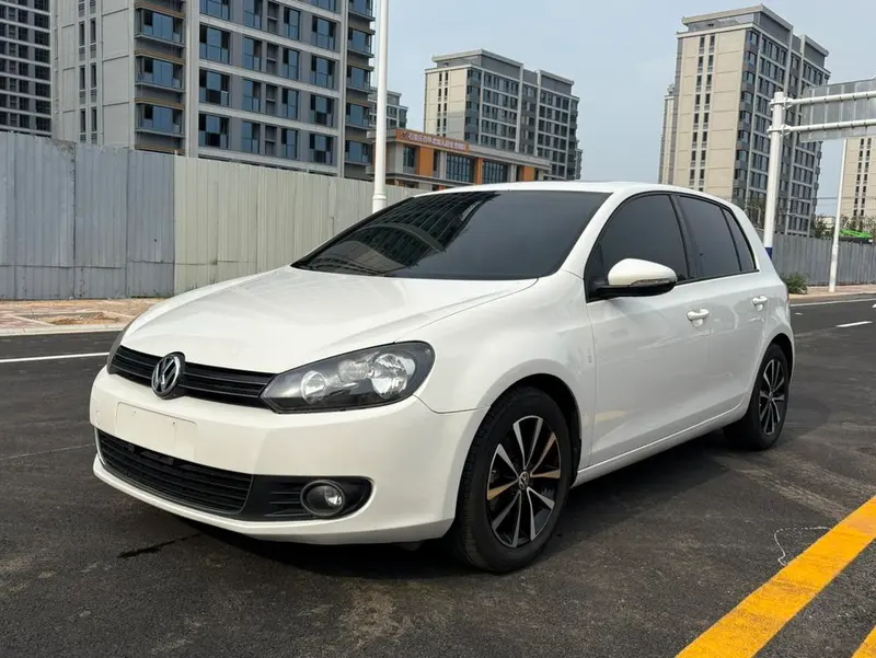Volkswagen Golf 1.4TSI Auto Luxury Version, 2012 — фото 1