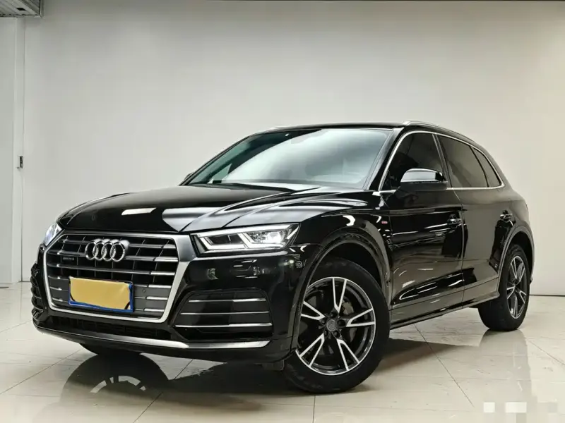 Audi Q5L, 2020