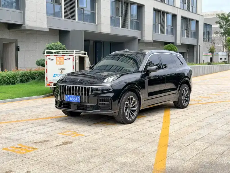 Lynk & Co 09, 2025
