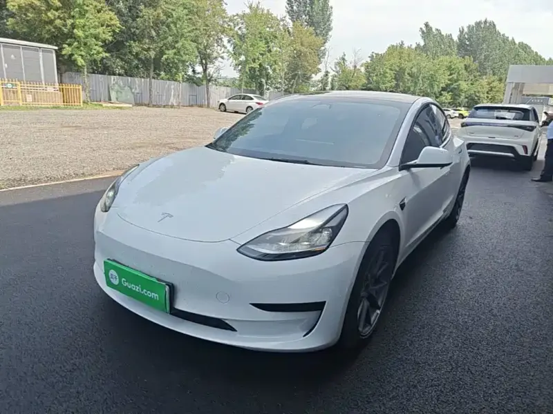 Tesla Model 3, 2023