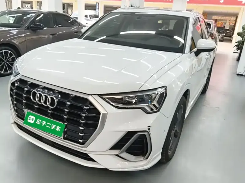 Audi Q3, 2023