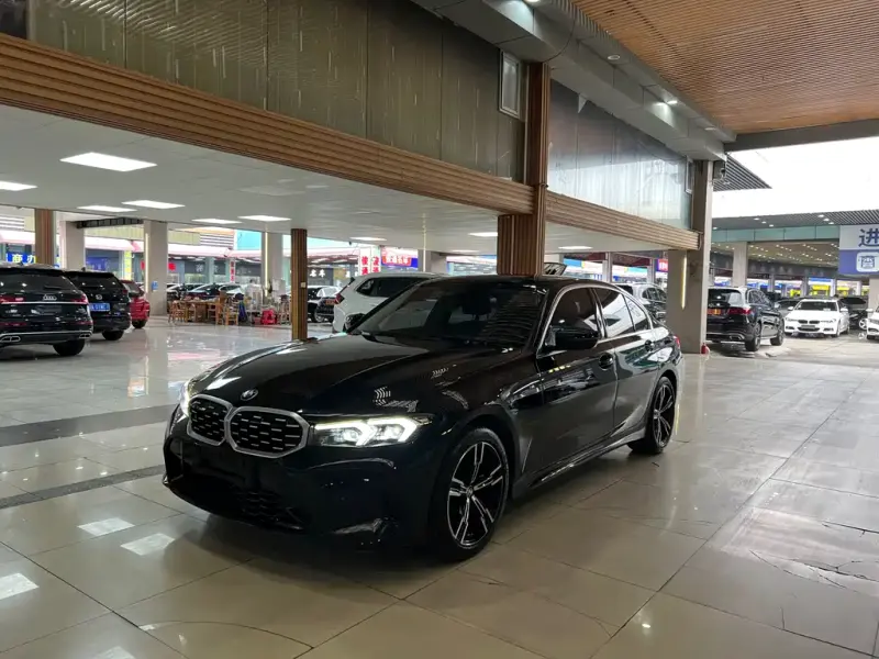 BMW 3 Series, 2024