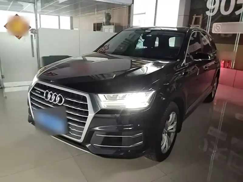 Audi Q7, 2018 — фото 1