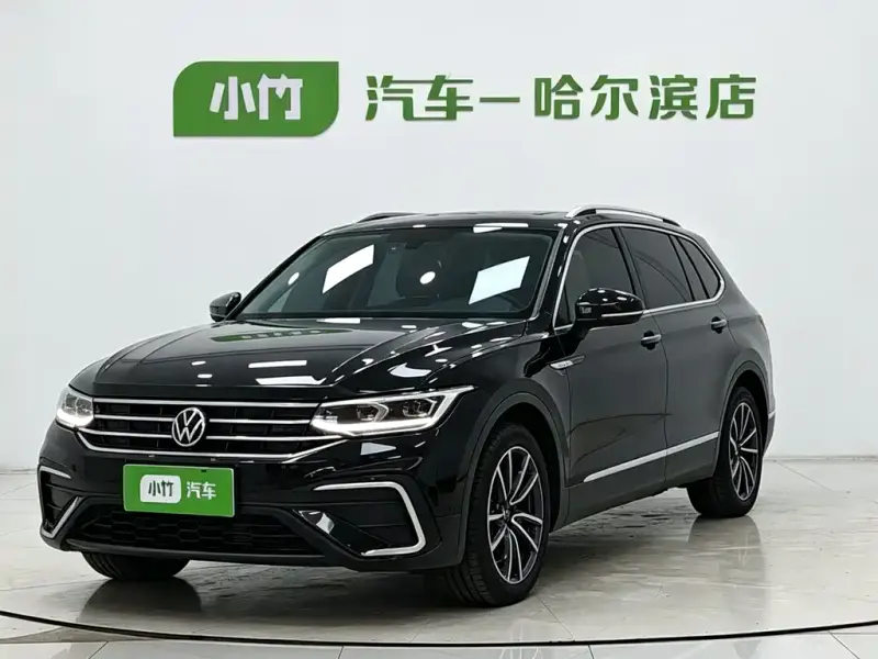 Volkswagen Tiguan L, 2023 — фото 1