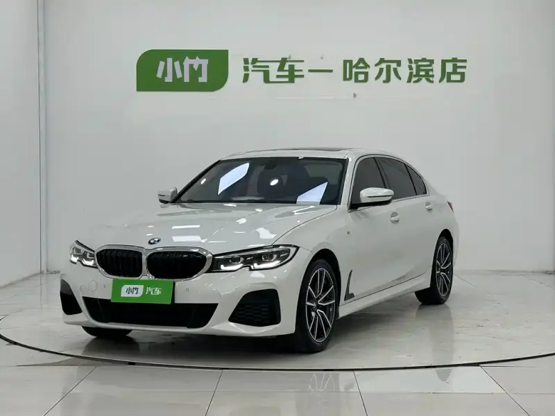 BMW 3 Series, 2022