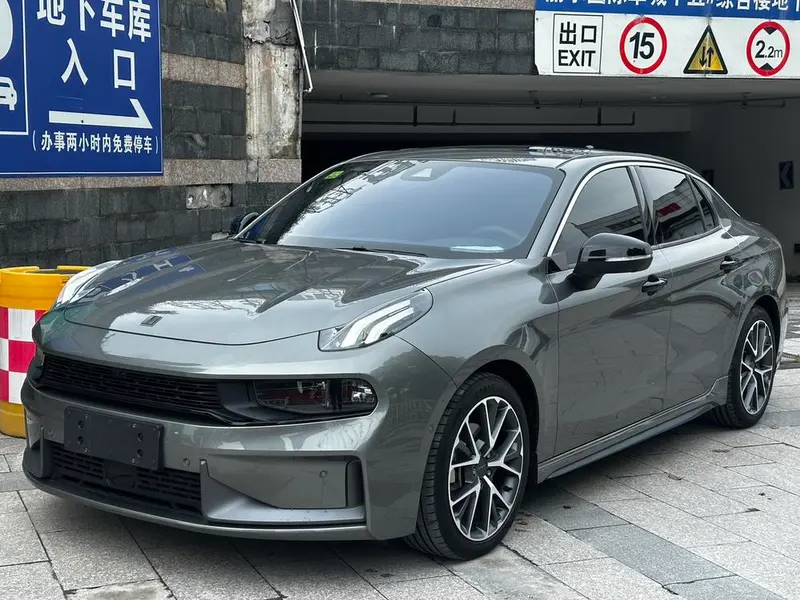 Lynk & Co 03 2.0TD DCT Dynamic Plus, 2022 — фото 1