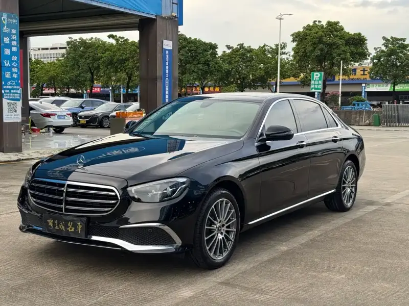 Mercedes-Benz E-Class, 2022
