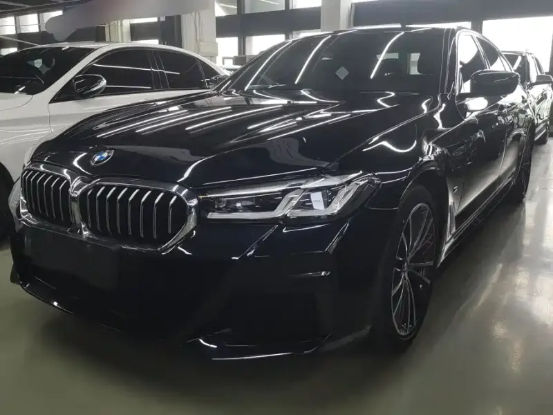 BMW 5 Series, 2022