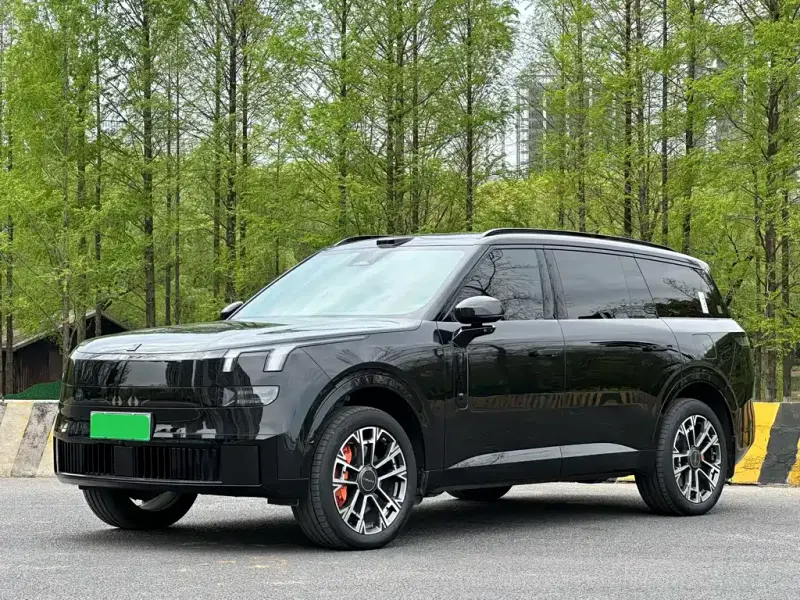 Lynk & Co 900, 2025