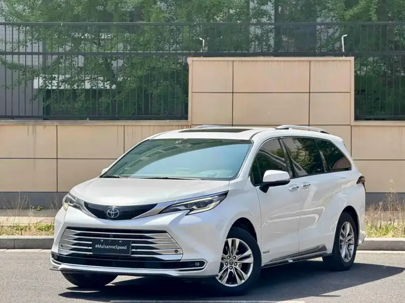 Toyota Sienna, 2022