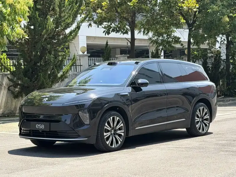 NIO ES8, 2023
