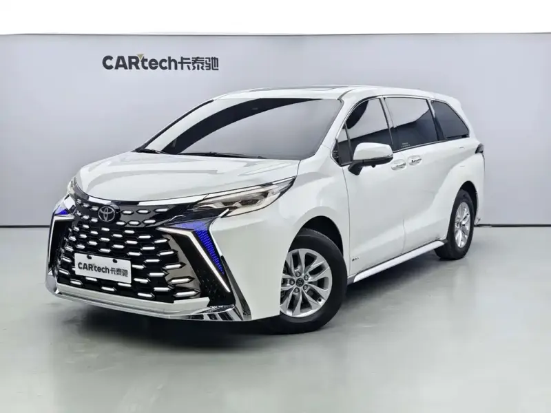 Toyota Sienna, 2024