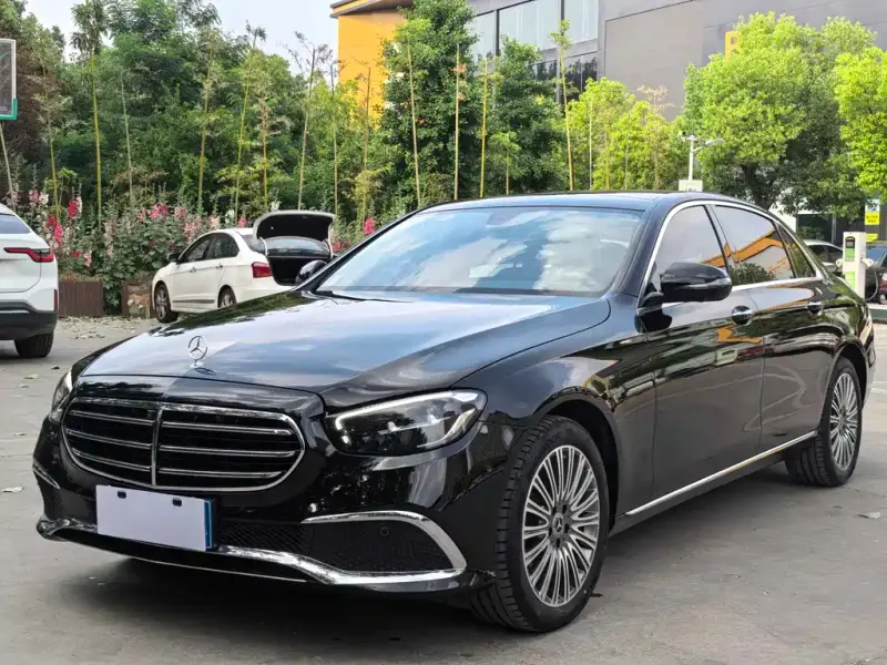 Mercedes-Benz E-Class, 2023