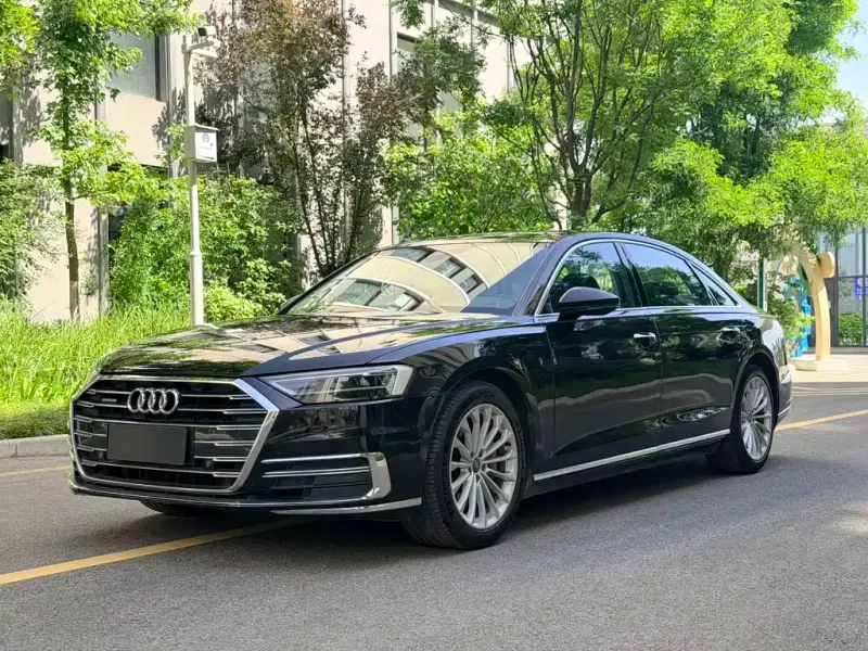 Audi A8, 2018 — фото 1