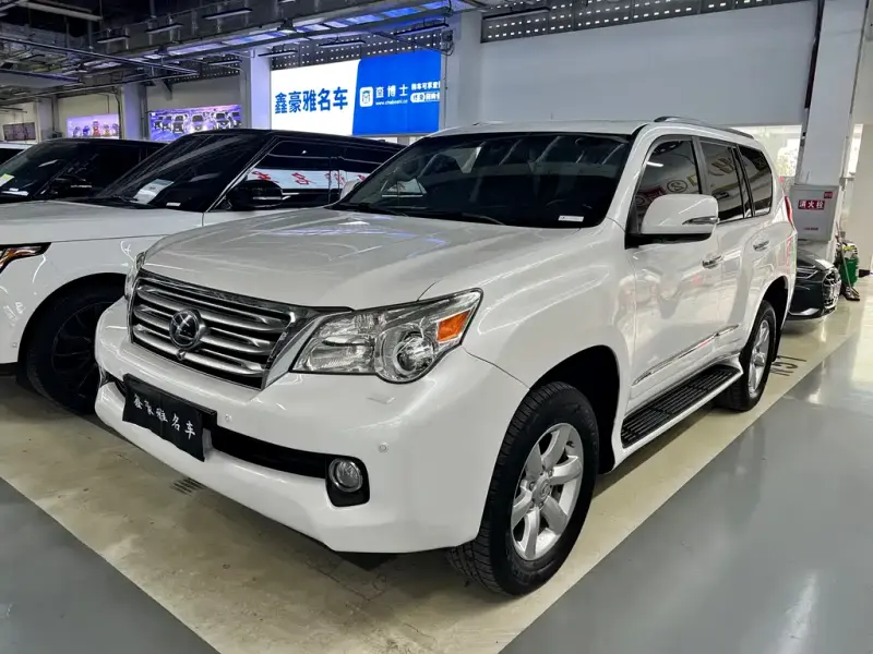 Lexus GX, 2013
