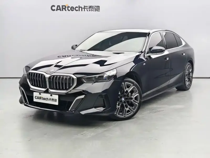 BMW 5 Series, 2024