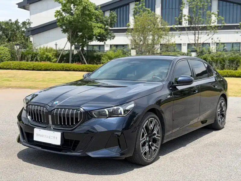 BMW 5 Series, 2024