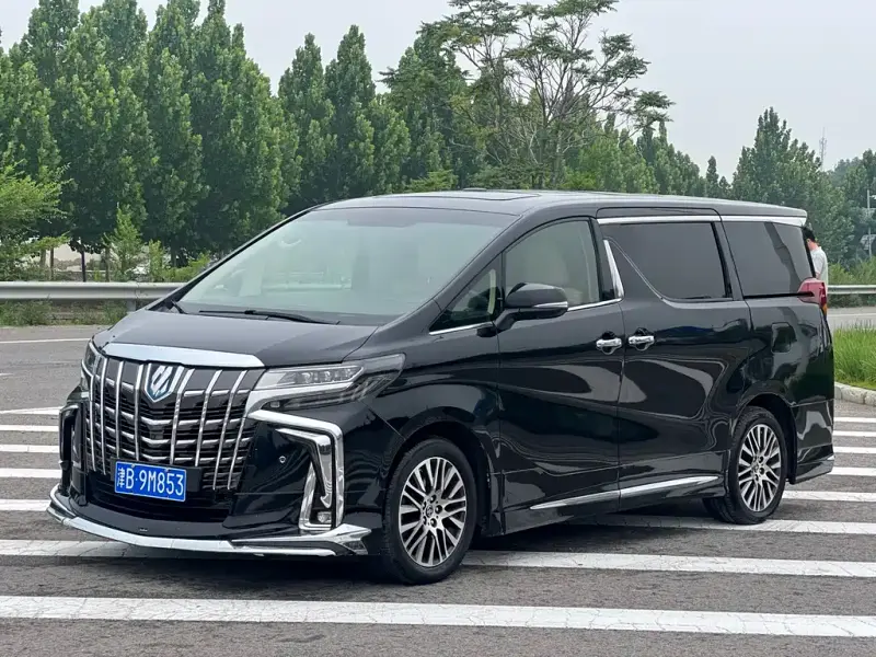 Toyota Alphard, 2017