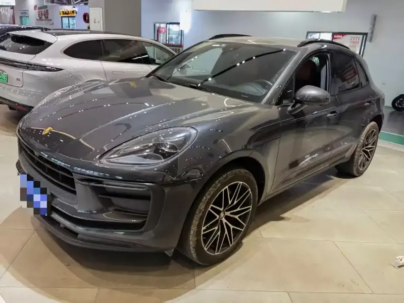 Porsche Macan, 2022 — фото 1