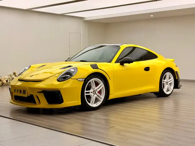 Porsche 911, 2015
