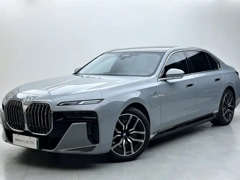 BMW i7, 2023