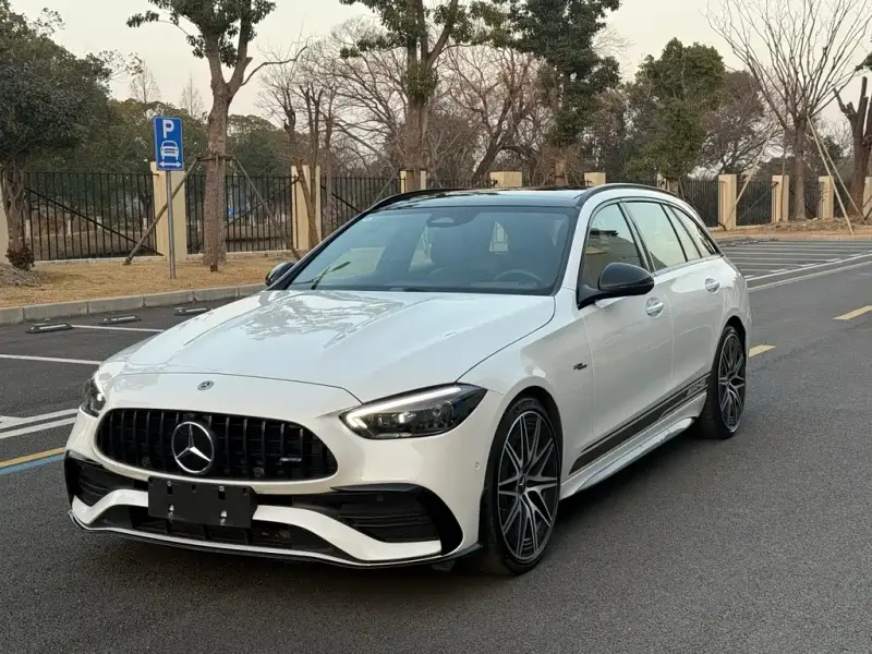 Mercedes-Benz C-Class AMG, 2026