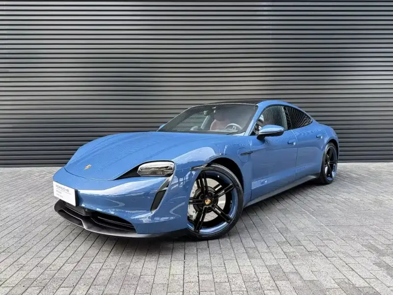 Porsche Taycan, 2021