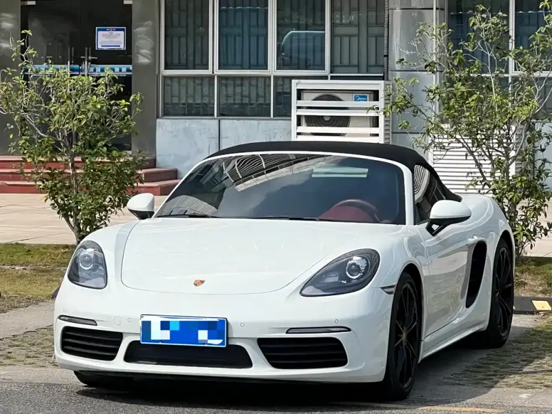 Porsche 718, 2024