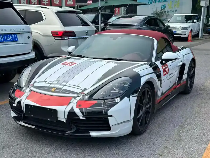 Porsche 718, 2022