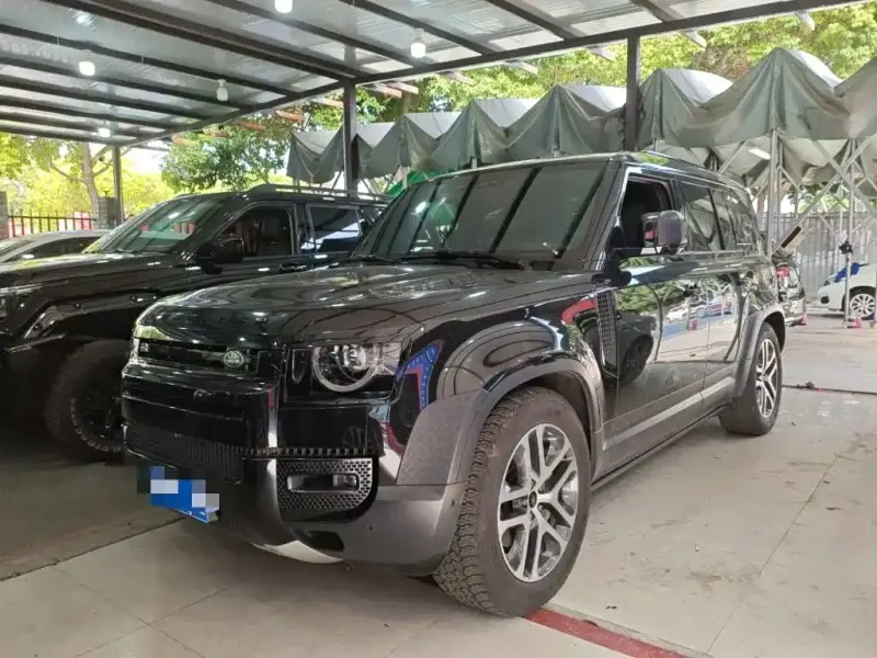 Land Rover Defender, 2022