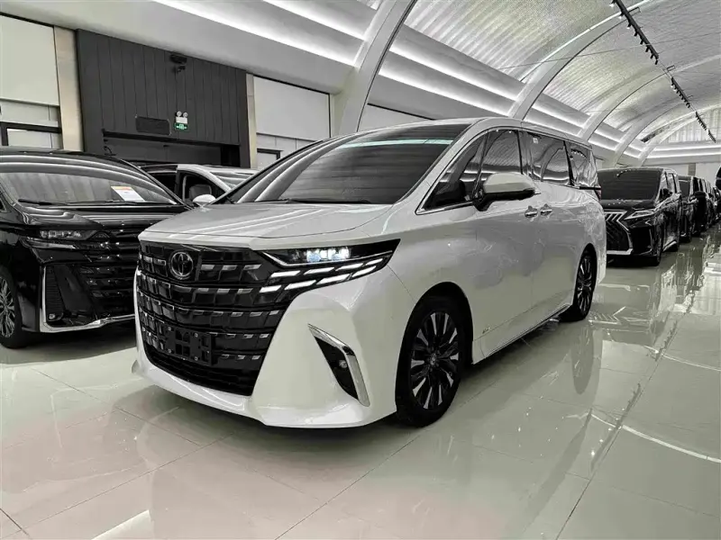 Toyota Alphard, 2024