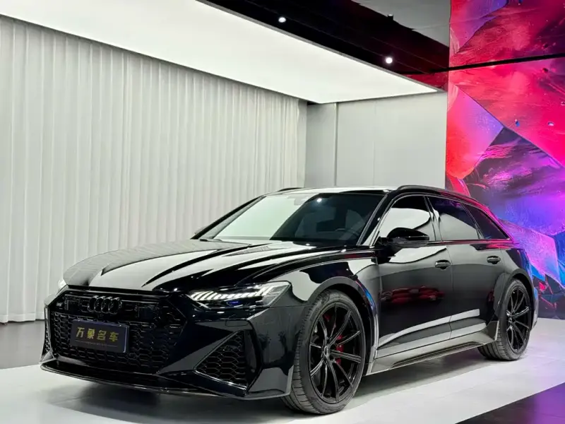 Audi RS 6, 2025