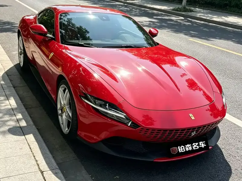 Ferrari Roma, 2021