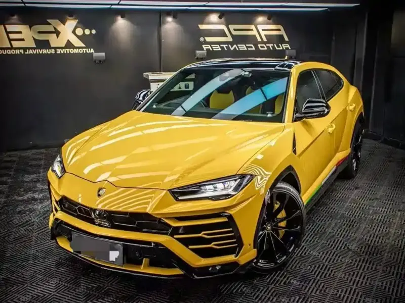 Lamborghini Urus, 2022 — фото 1