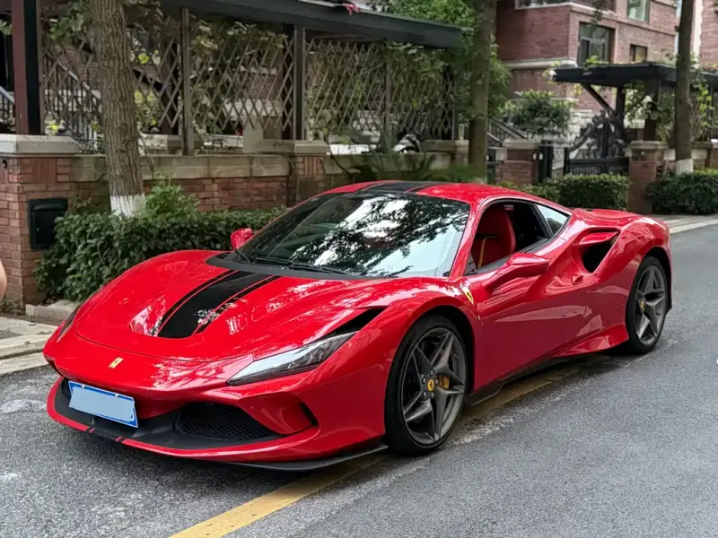Ferrari F8, 2021 — фото 1