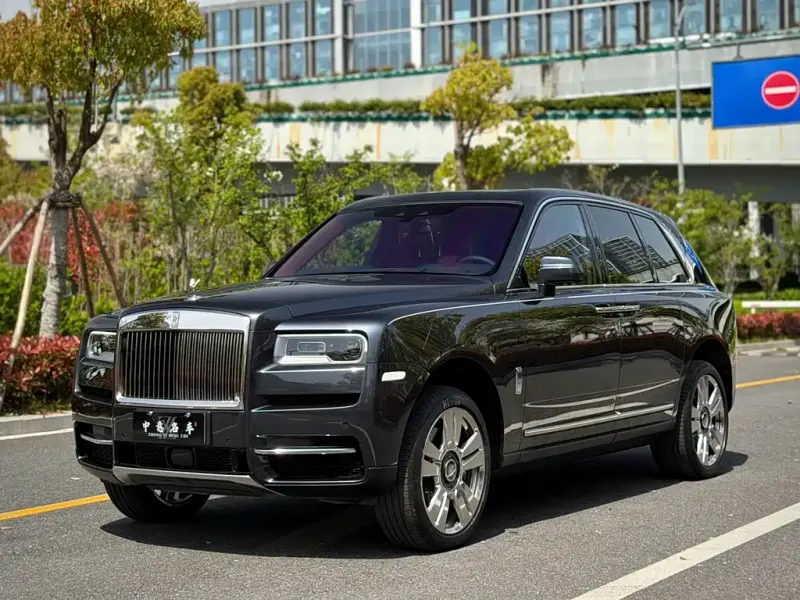 Rolls-Royce Cullinan, 2019