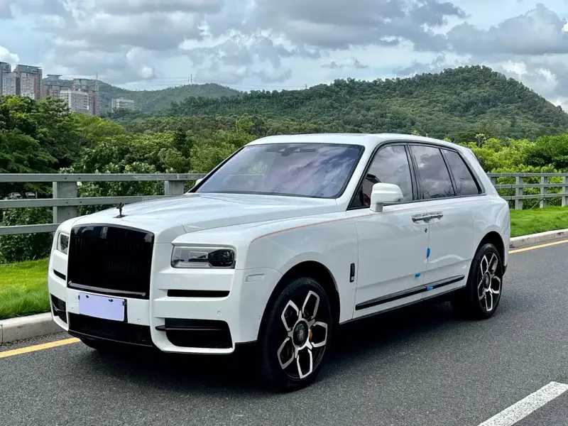 Rolls-Royce Cullinan, 2021