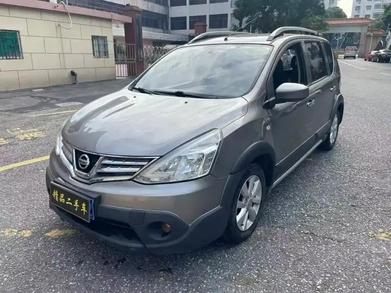 Nissan Livina, 2013
