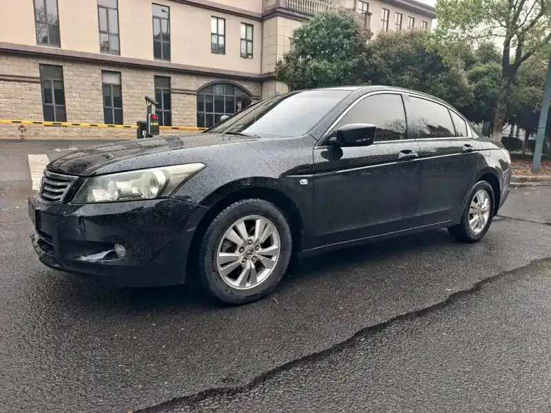 Honda Accord, 2010