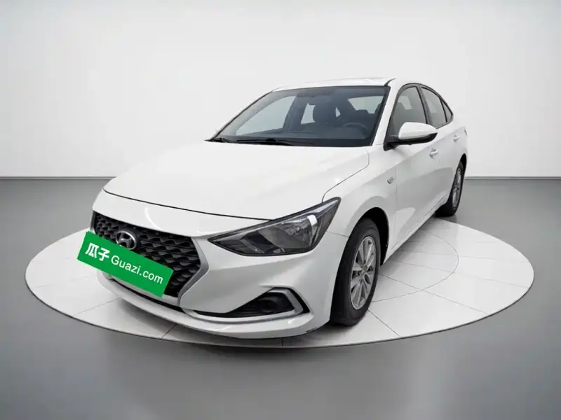 Hyundai Elantra, 2018 — фото 1