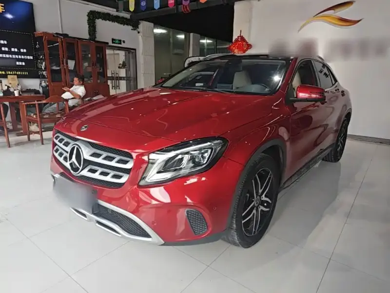 Mercedes-Benz GLA, 2017 — фото 1