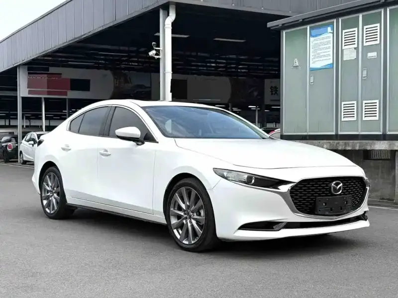 Mazda 3 Axela, 2020