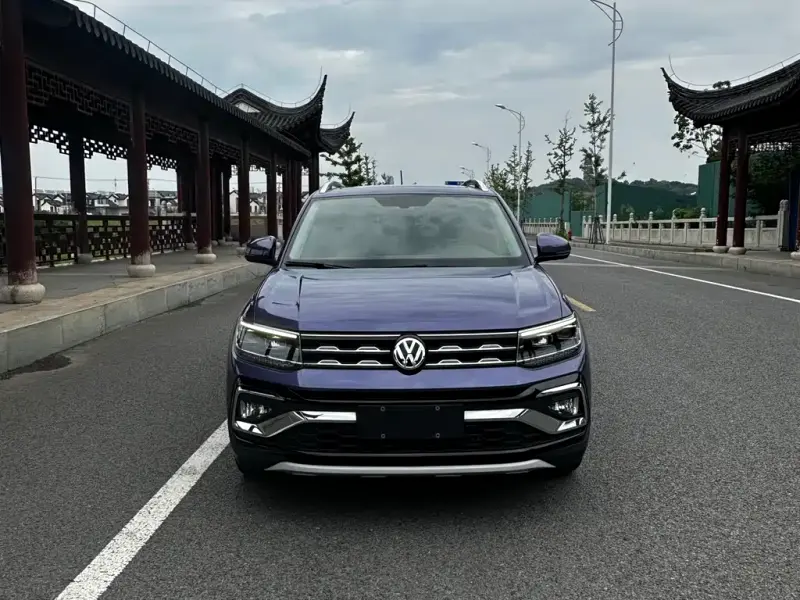 Volkswagen T-Cross, 2020