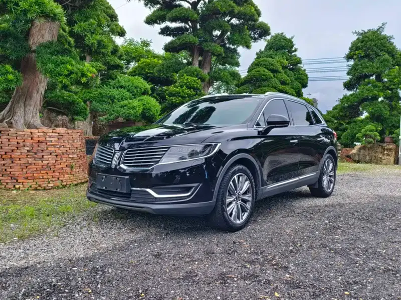 Lincoln MKX, 2018